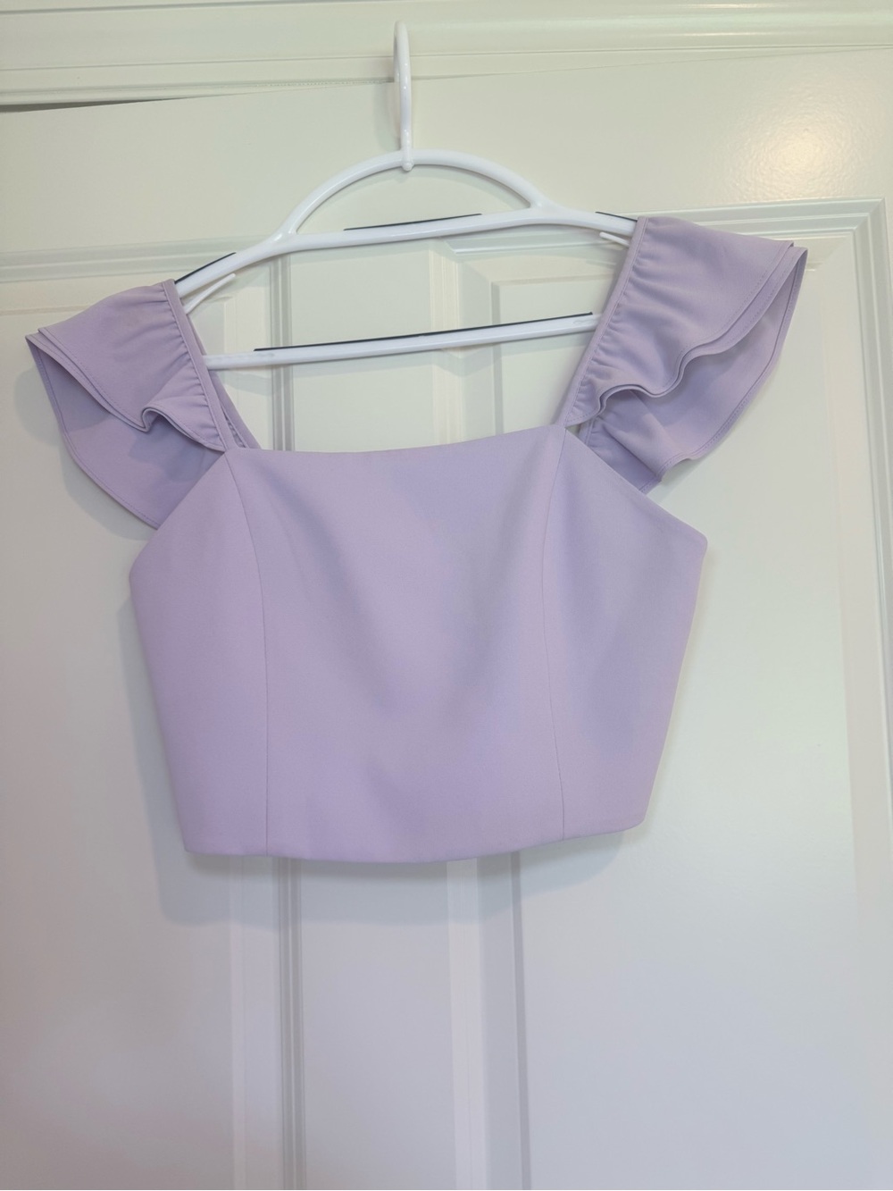 Alice + Olivia Lilac Ruffle-Sleeve Crop Top